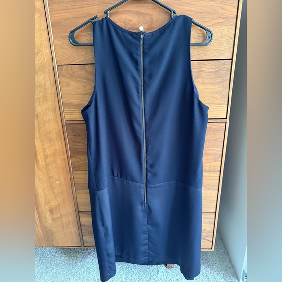 Banana Republic Crepe Swing Navy Dress Size 12 - Picture 6 of 9